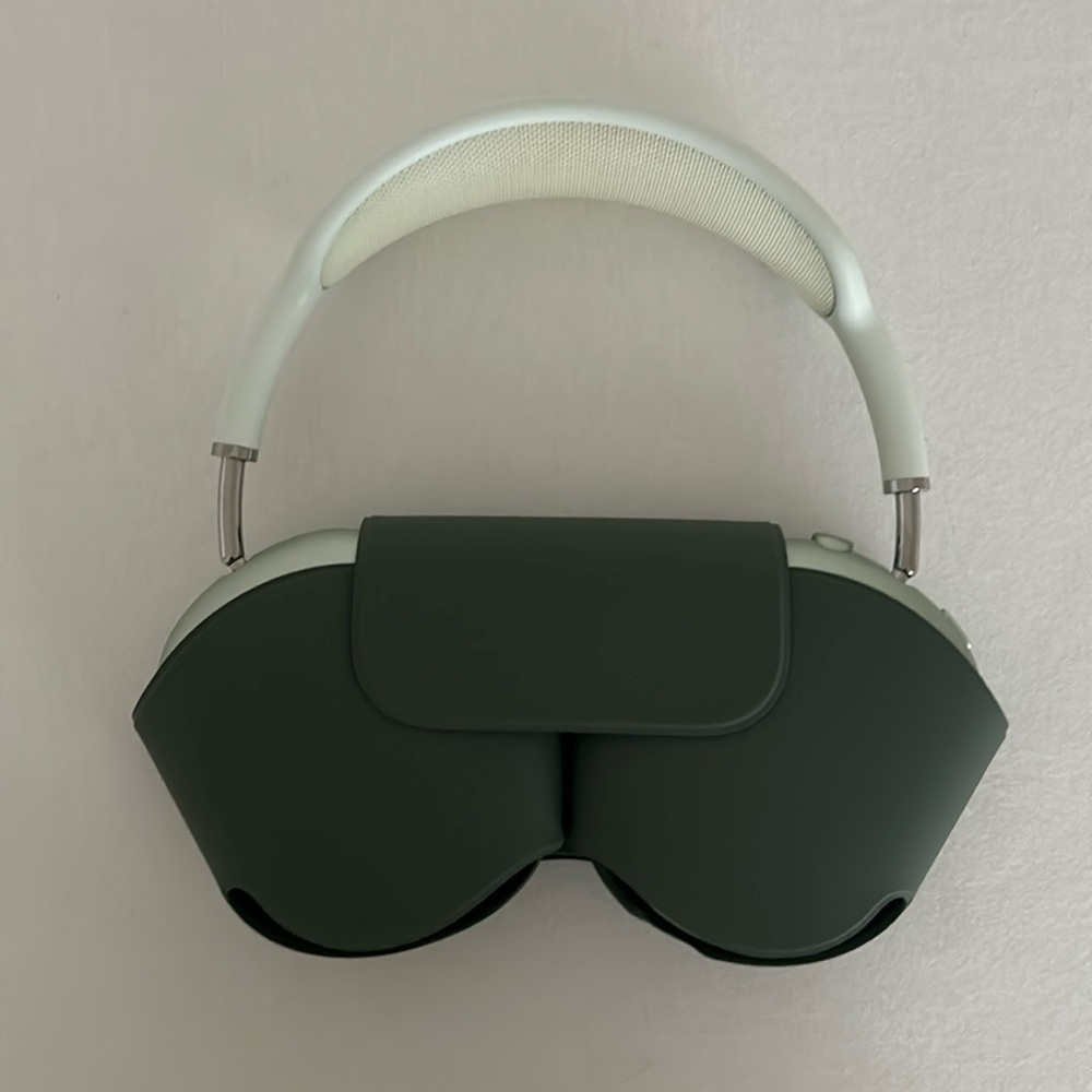2024 Apple Airpod Max - Sage Green